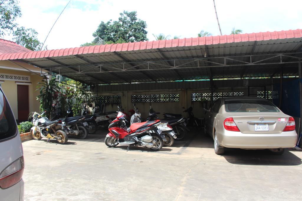 Sinan Guesthouse Sihanoukville Esterno foto