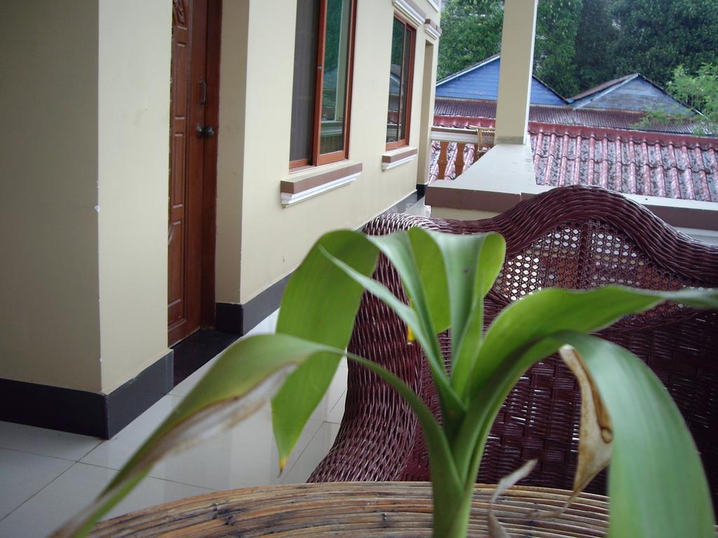 Sinan Guesthouse Sihanoukville Esterno foto