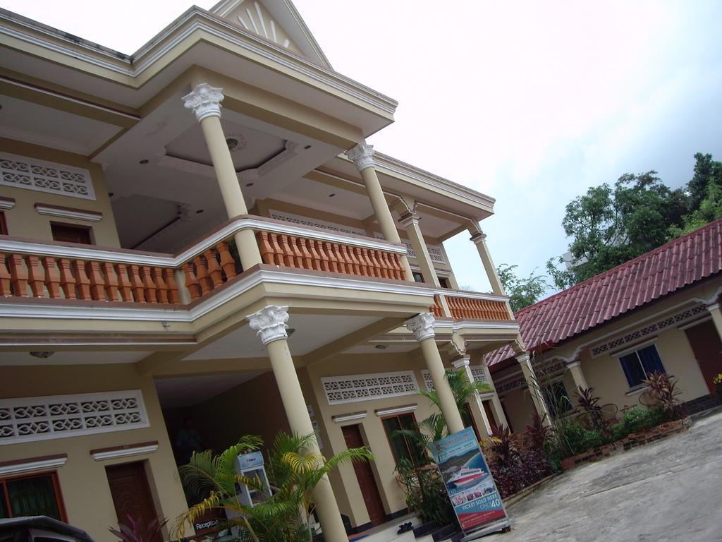 Sinan Guesthouse Sihanoukville Esterno foto